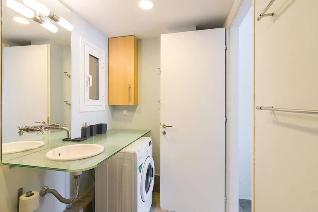 1Bedroom House In The City Center With Great View Athen Eksteriør bilde